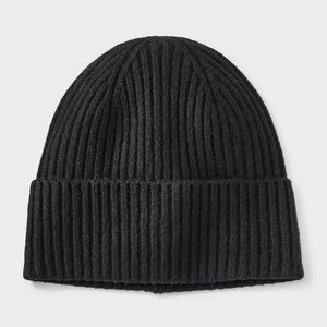 NWT Universal Thread Essential Cuffed Beanie